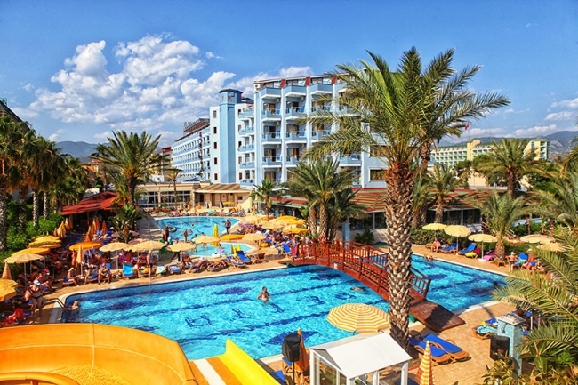 Club Caretta Beach