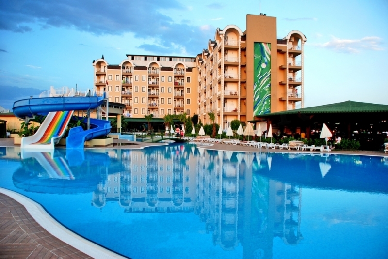 main photo