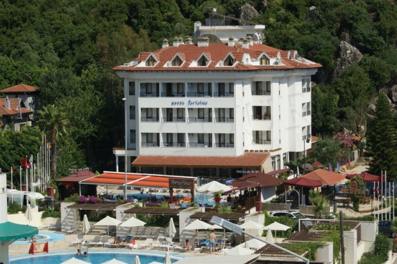 main photo