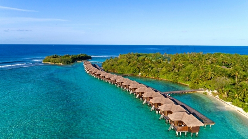 Sheraton Maldives Full Moon Resort Spa 5