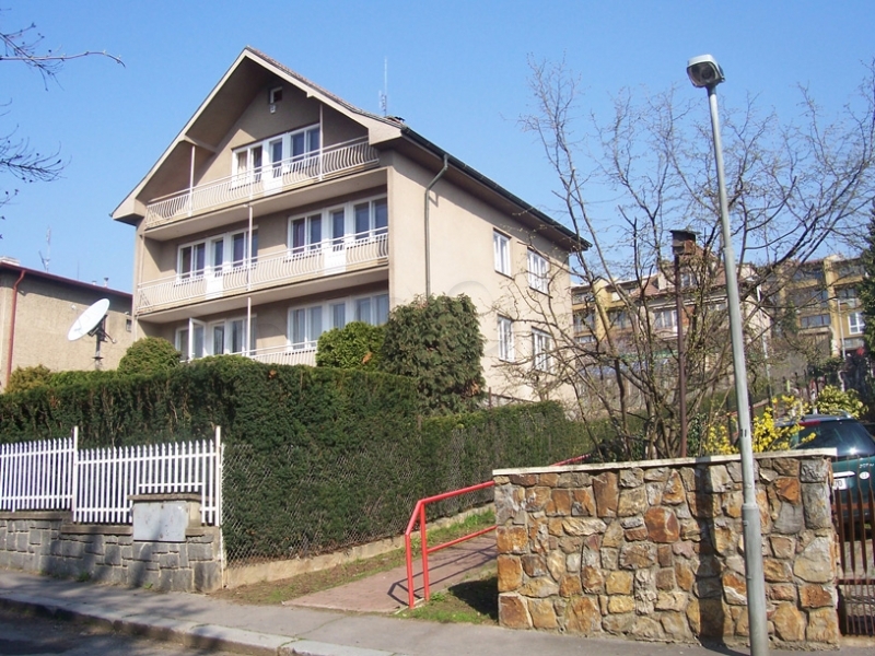 main photo
