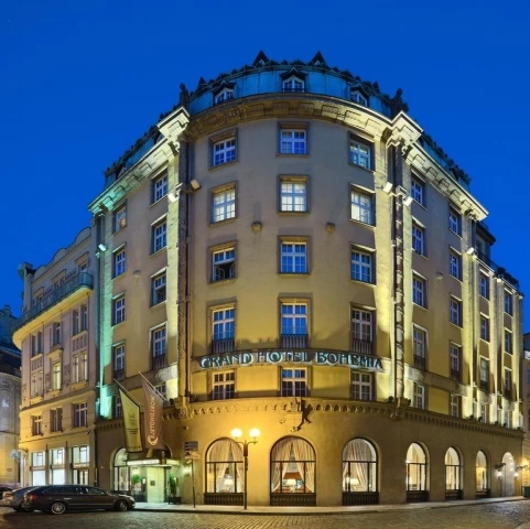 main photo