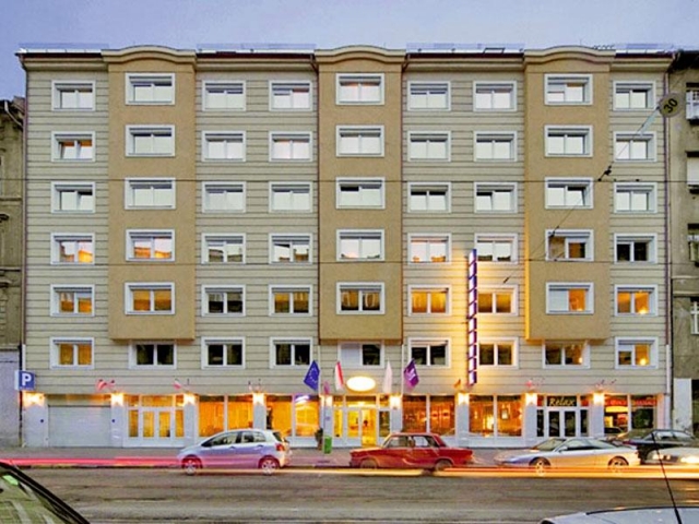 main photo