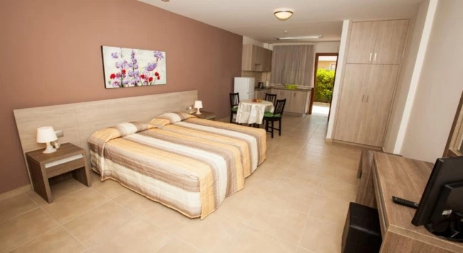 Crystallo Hotel Apts · Supplier photos 13