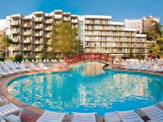 Laguna Garden