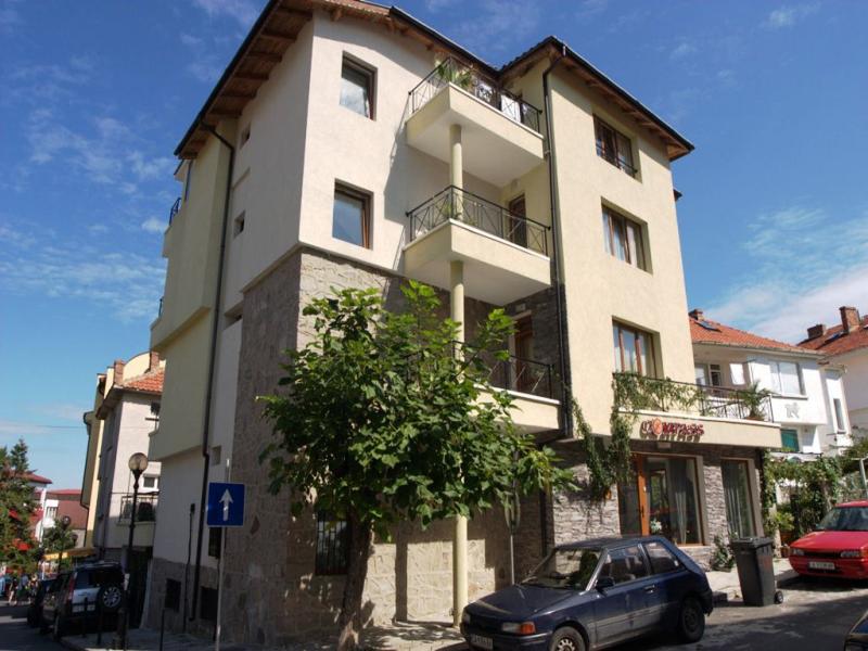 main photo