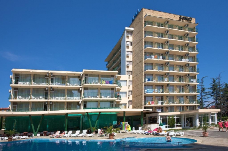 main photo