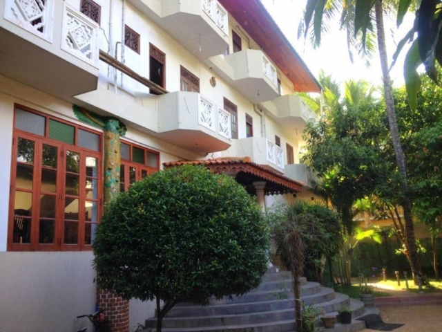 main photo