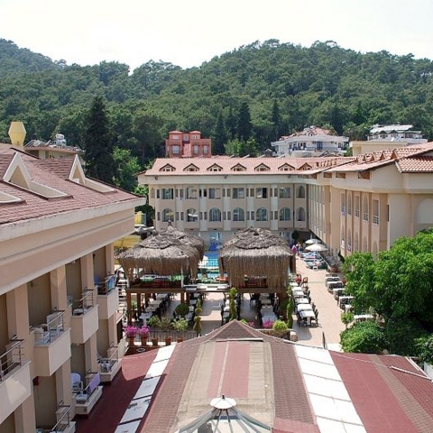 main photo