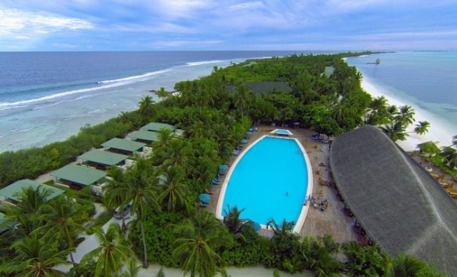 Canareef Resort (ex. Herathera Island Resort)