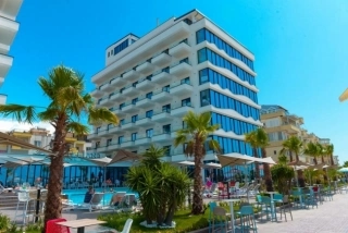 Brilliant Hotel & Spa