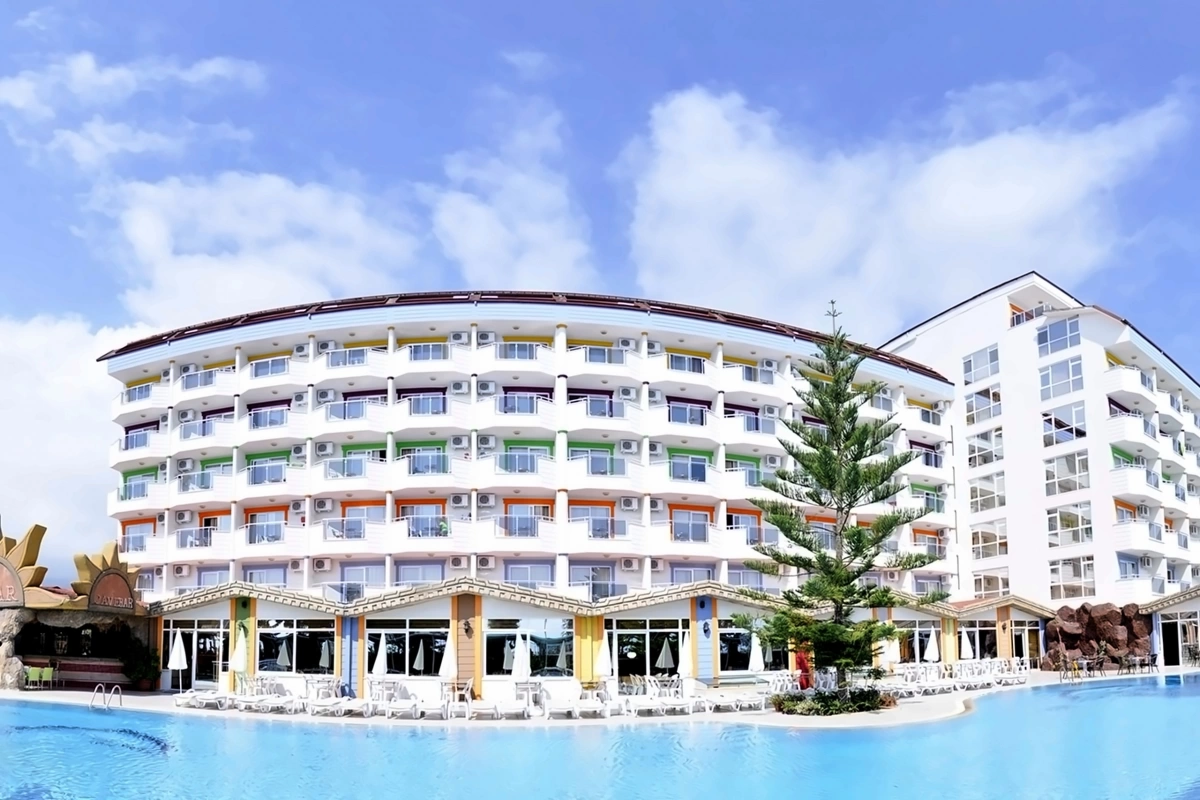 First Class Hotel · Фото постачальника 1