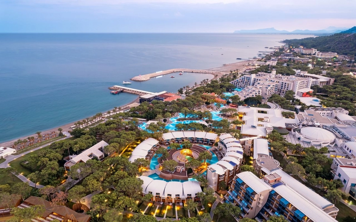 Rixos Sungate - The Land Of Legends Free Access · Фото постачальника 1