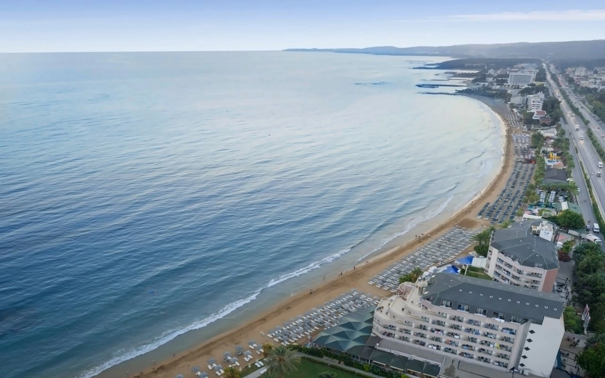 Aska Just In Beach Hotel · Supplier photos 2