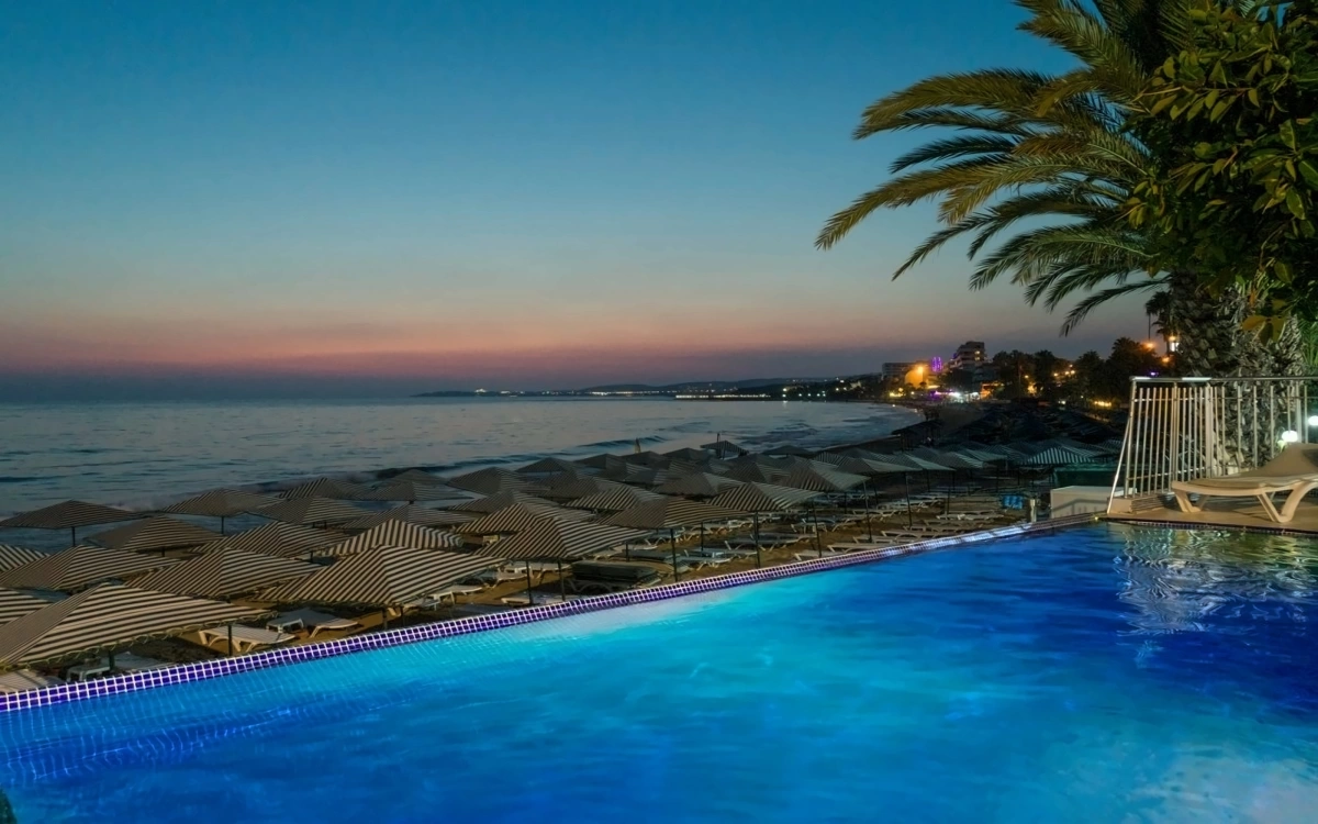 Aska Just In Beach Hotel · Supplier photos 11